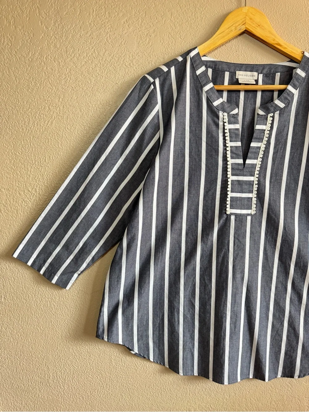 Van Heusen | Grey/White Vertical Stripe Split-Neck Tunic | Size Large